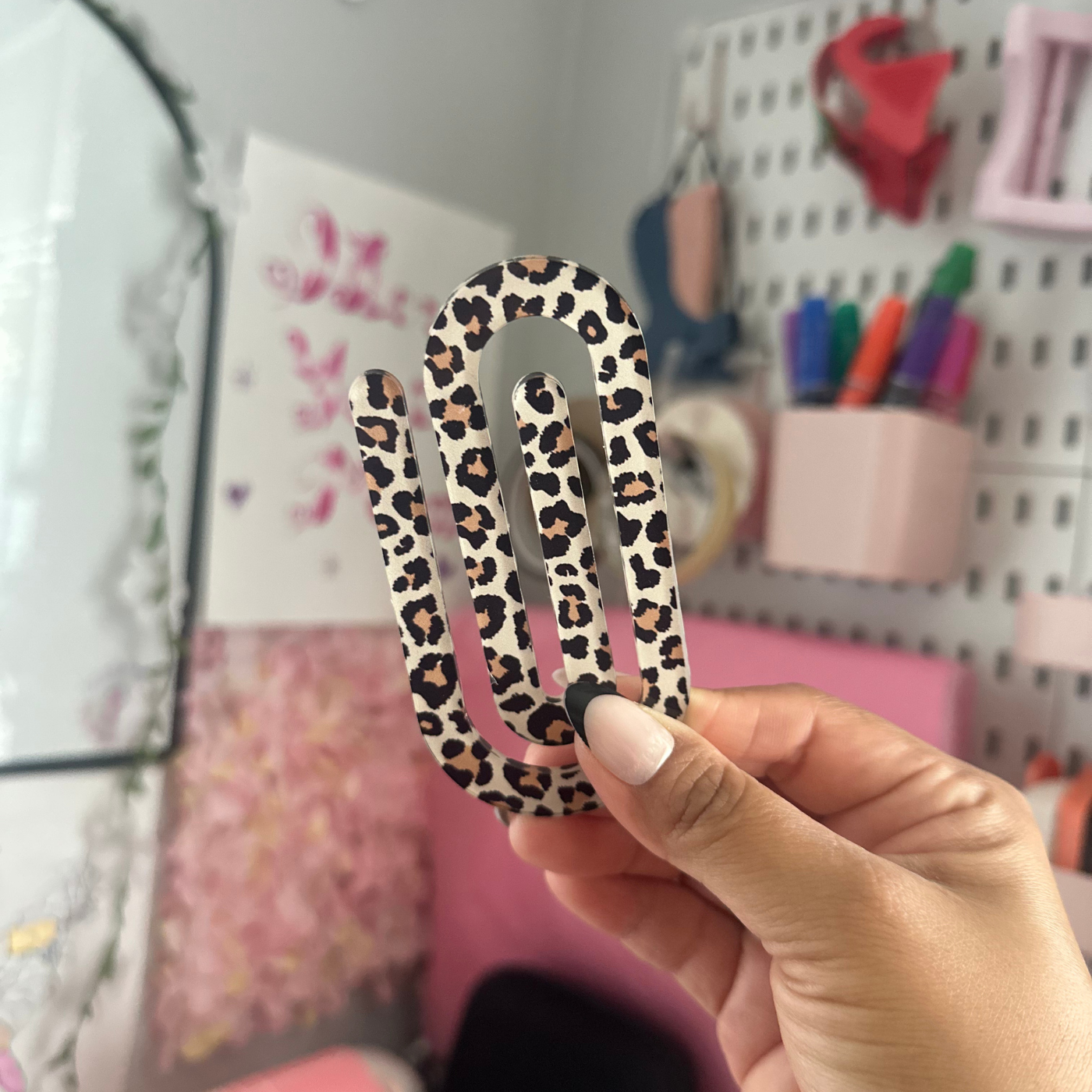 Cheetah Jumbo Acrylic Paperclip